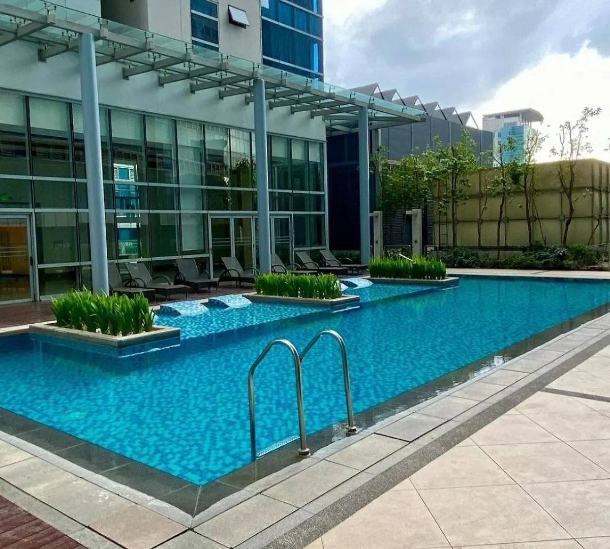 1Br At Uptown Parksuites Tower 1 Manila 0*,  Philippines