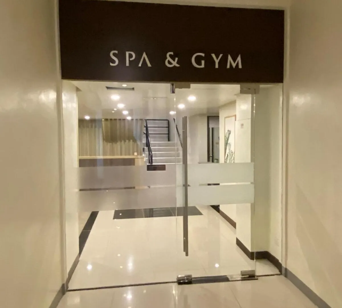 1Br At Uptown Parksuites Tower 1 Manila